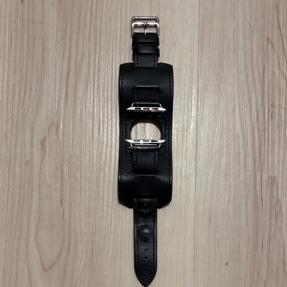 Black Leather Smartwatch Band - Picture 4 of 9
